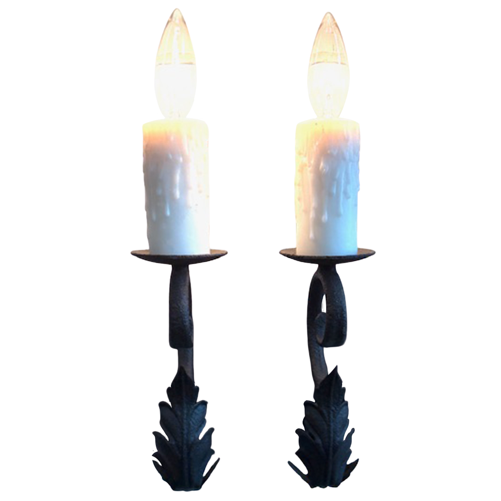 Brillo Suave - Wrought Iron Wall Sconce